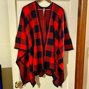 Kensie Buffalo check poncho shawl. One size.